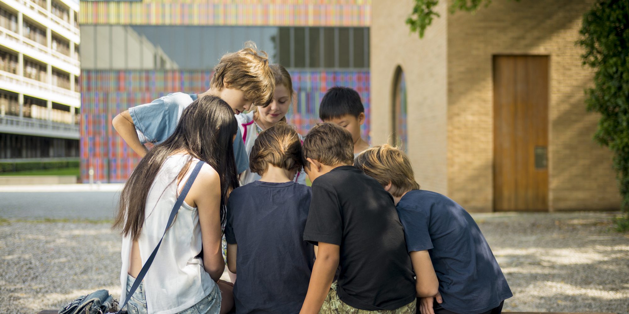 Sommerferienprogramm der Pinakothek der Moderne, Foto: Falk Kagelmacher