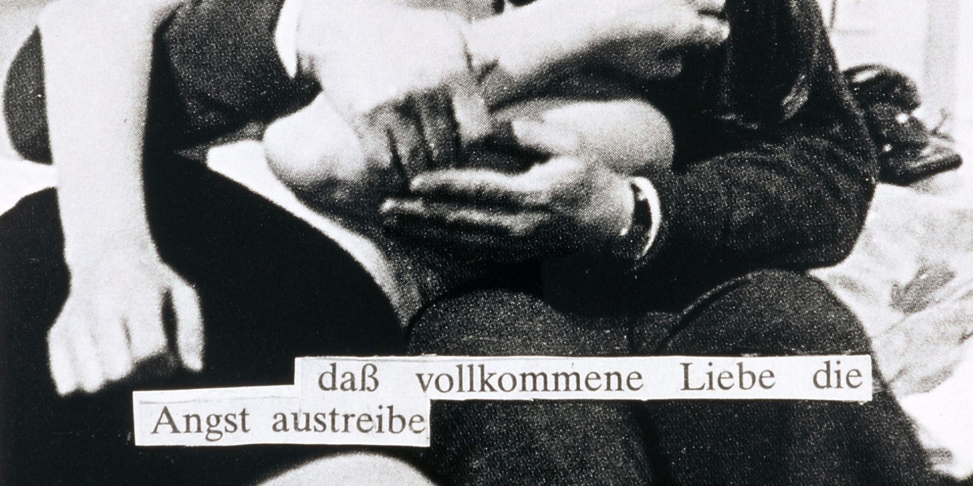Die Fotoarbeit von Astrid Klein "Ohne Titel (daß vollkommene Liebe …)"