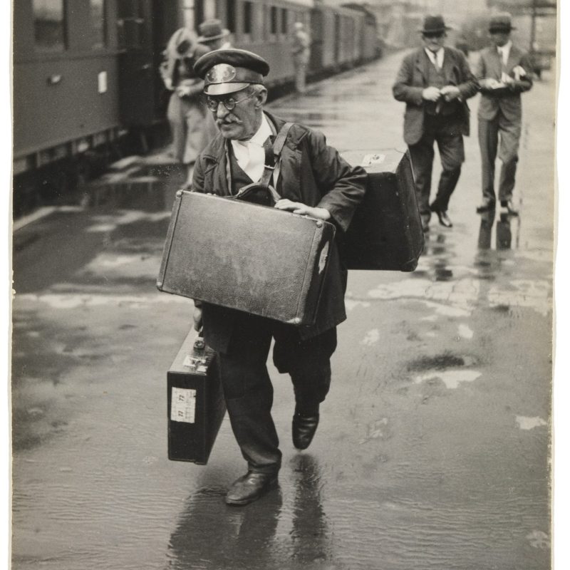 Friedrich Seidenstücker, Berlin, Stettiner Bahnhof, 1930 Stiftung Ann und Jürgen Wilde, Bayerische Staatsgemäldesammlungen, München, © Bayerische Staatsgemäldesammlungen, München