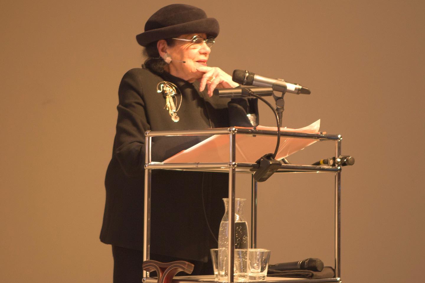 NEW on our YouTube channel: LECTURE. HELLEN WILLIAMS DRUTT Gallerist - Jewelry lover - Collector…