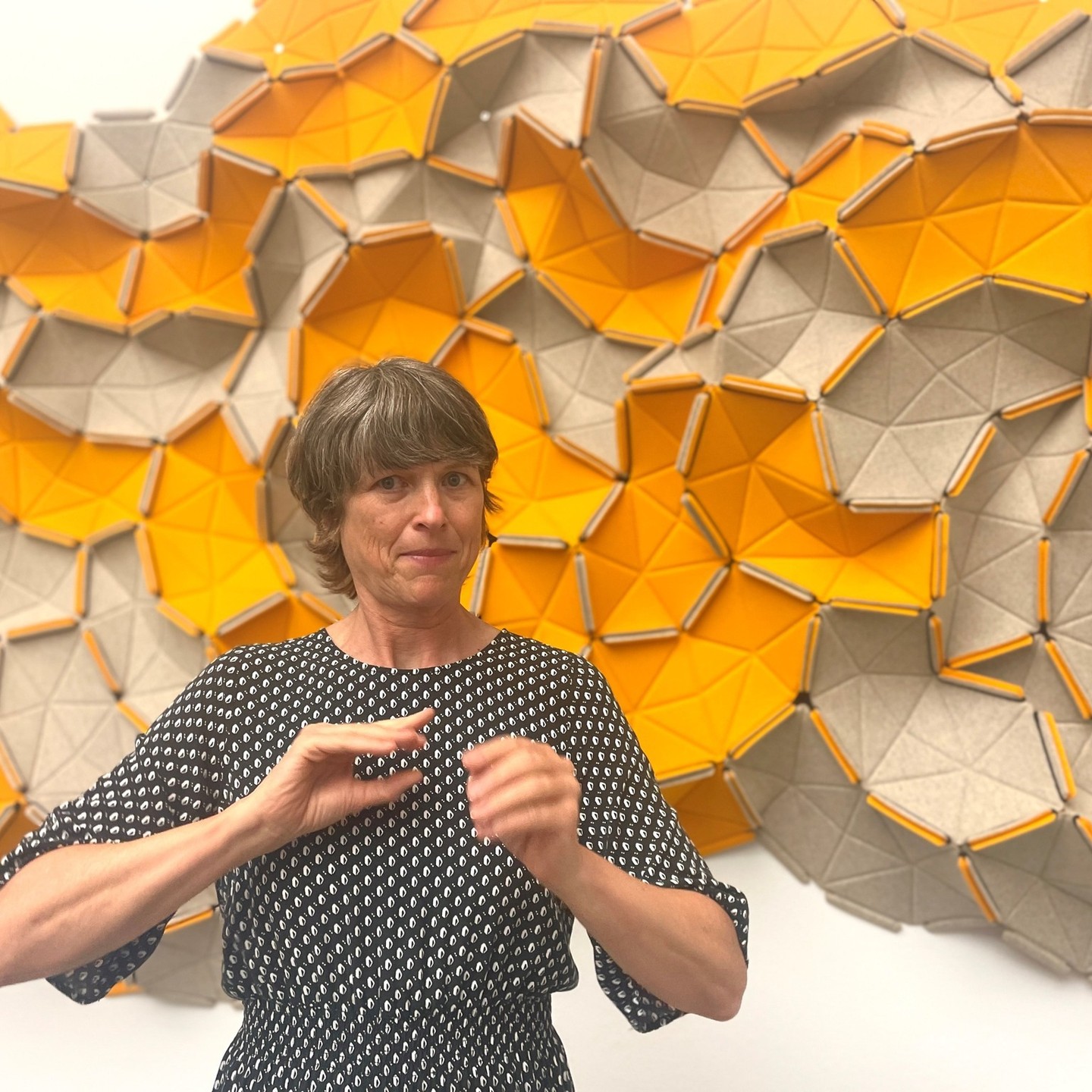 DO, 28.09.2023, 17:30 – 18:30. Textile Welten. Führung in Deutscher Gebärdensprache mit Birgit Fehn Die…